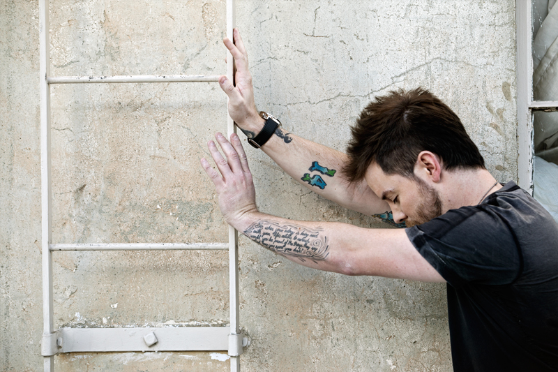 David Cook winner of American Idol Runway Magazine Feature Video in LA