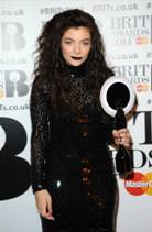 BRIT Award Winner Lorde chooses M·A·C for Britain’s Biggest Music Night
