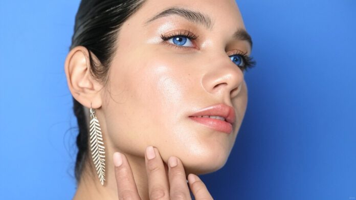 Glass Skin and Mirror Finish Secrets-Unleash Effortless Radiance