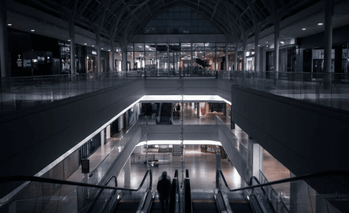 Shopping Addiction: Discover Effortless Mindful Spending!