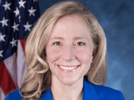 Abigail Spanberger Makes History as Virginia’s First Woman Governor