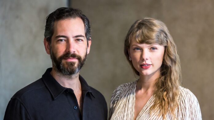 Justin Baldoni- Taylor Swift Texts Unsealed in Blake Lively Lawsuit