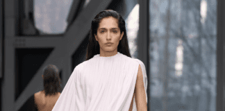 The Everything Shower Goes Runway- Calvin Klein Beauty Trend