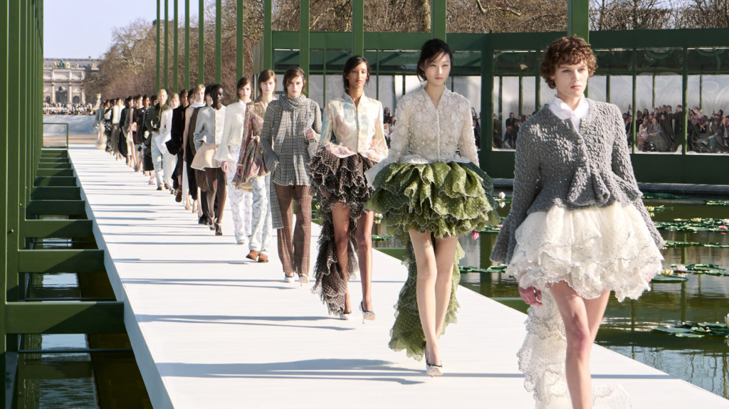 Dior Fall 2026 Runway: Beginning of Romantic Renaissance - Runway Magazine