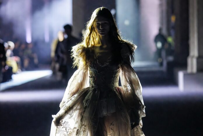 Simone Rocha Returns to London Fashion Week