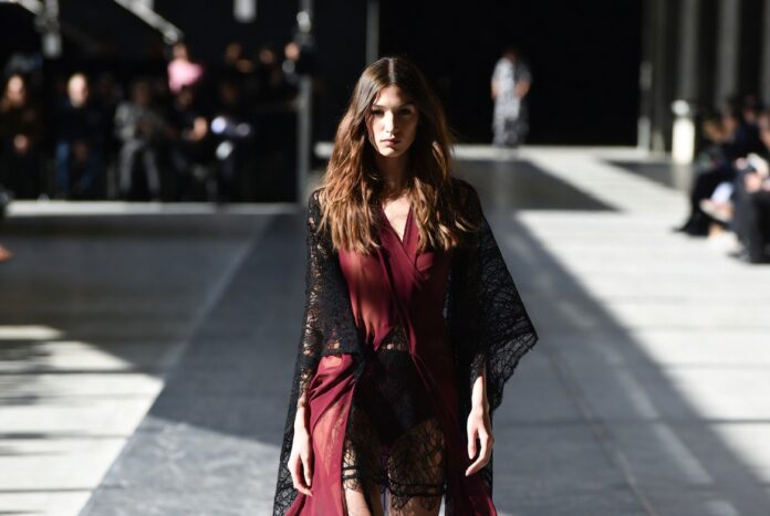 Bella Hadids Return to the Runway Is Redefining Supermodel