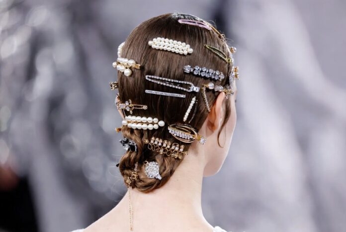 Hair Jewelry Runway 2026—Why Ornamentation Defines Fall