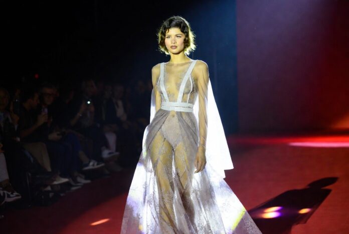 Sheer Dresses and Naked Dressing Dominate Red Carpets