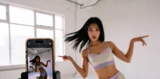 The “What’s a Girl to Do” Dance Is Taking Over TikTok The “What’s a Girl to Do” Dance Is Taking Over TikTok